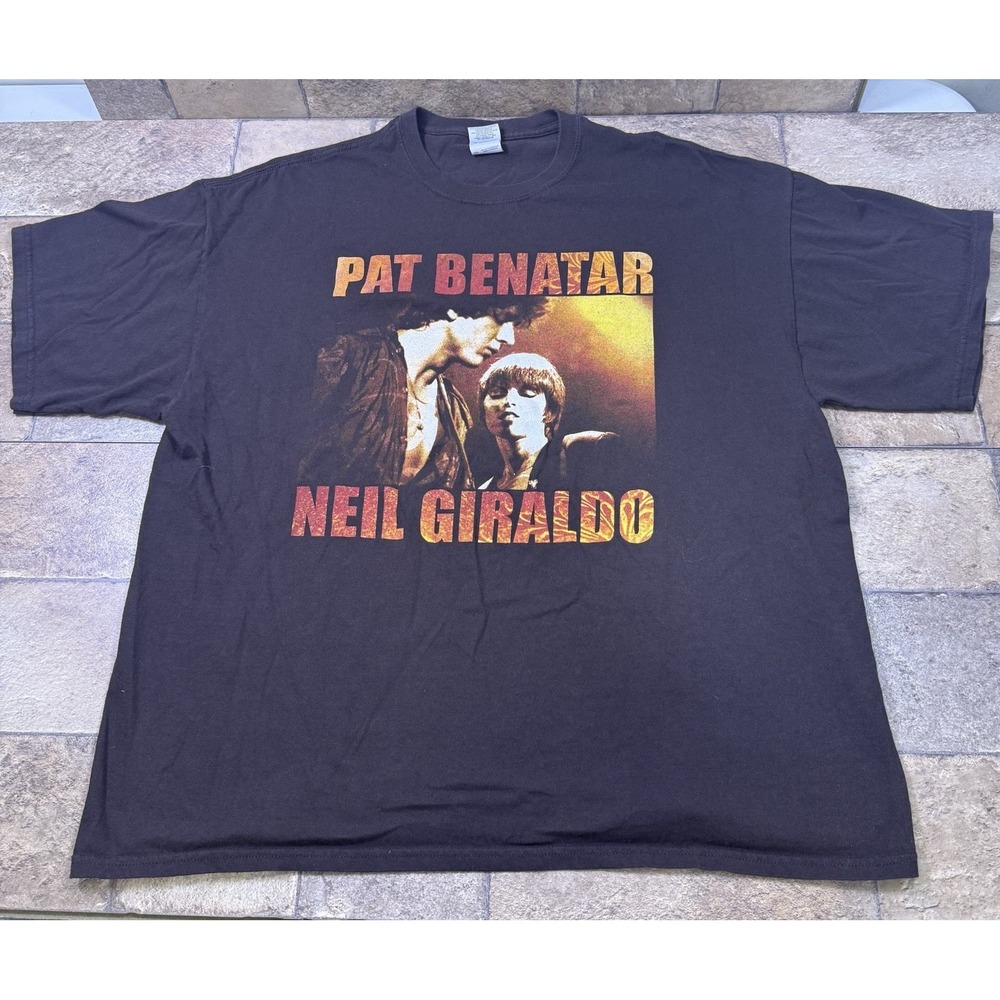 Pat Benatar Neil Geraldo Tour 2010 Concert T Shirt Size 2XL Brown Music